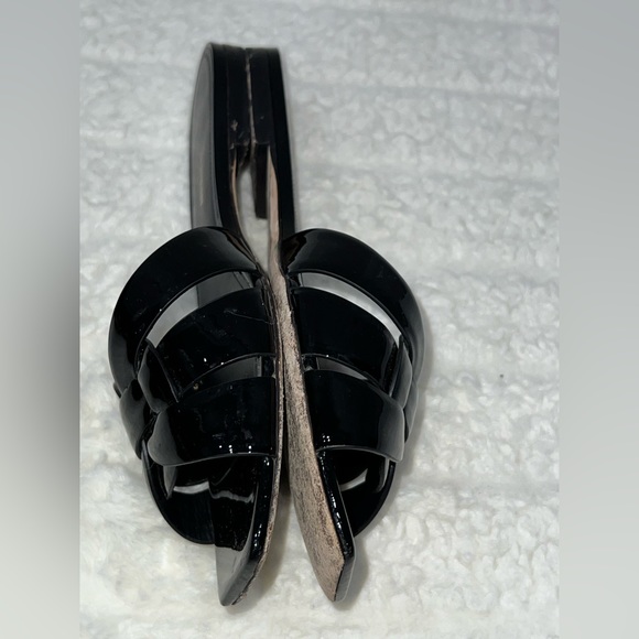 Saint Laurent Tribute Patent Sandal in black - Picture 5 of 6